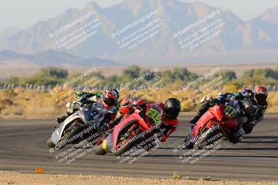 media/Nov-19-2023-CVMA (Sun) [[1f3d1b7ccb]]/Race 17 Amateur Supersport Middleweight/